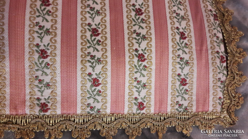 Tablecloth fair 60% discount old silk brocade tablecloth with tapestry-like pattern (m2127)