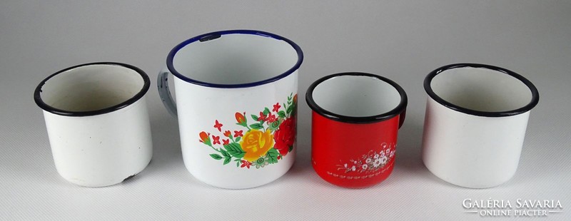 1H406 old set of 4 enamelled mugs