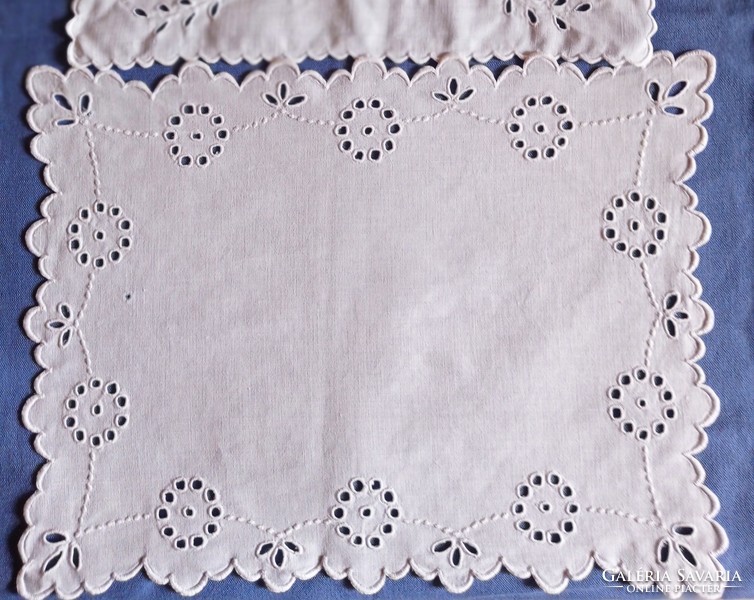 2 pcs snow-white madeira tablecloth,