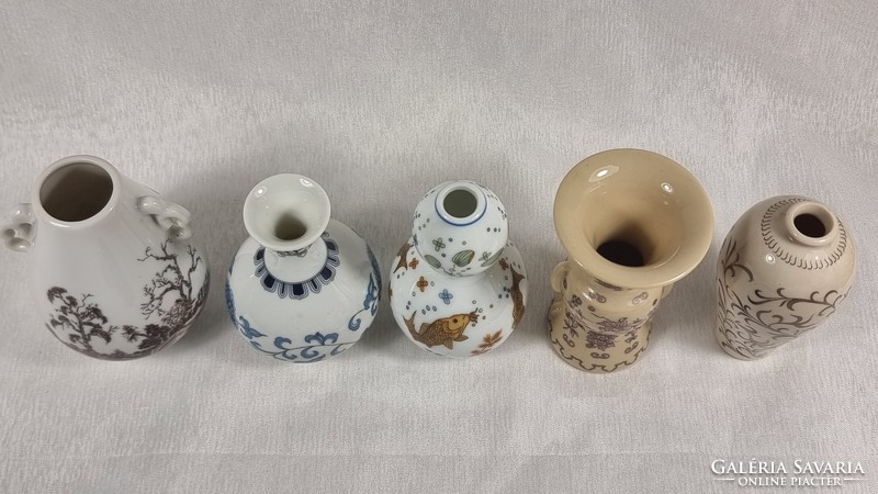 5 pcs Japanese porcelain mini vase collection made in 1980.