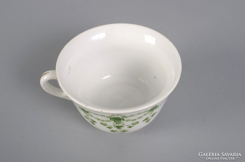 Art Nouveau teacup in thick porcelain