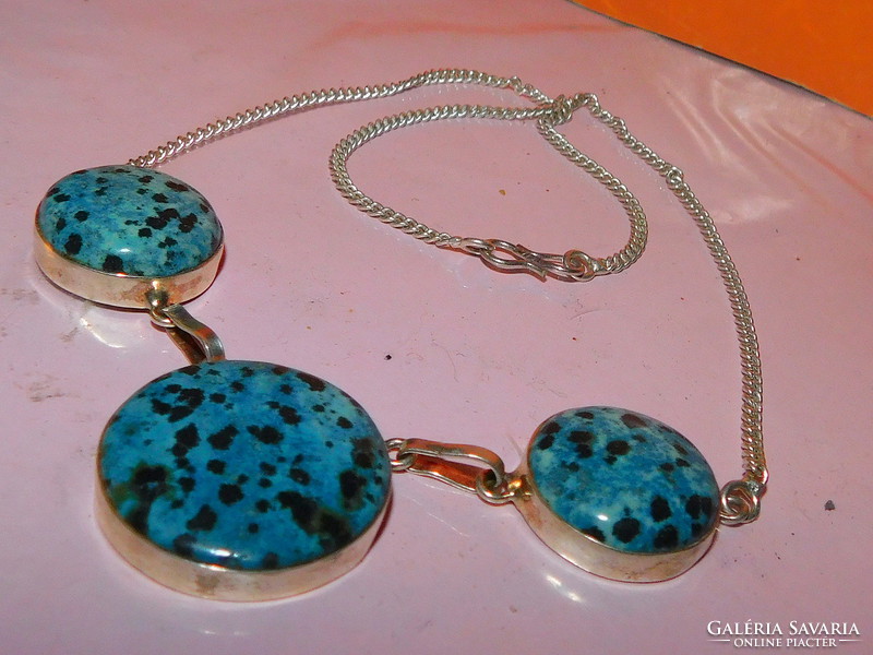 Turquoise mineral stone necklace