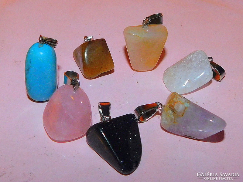 7-piece mineral stone pendant package in one - different wear for every day 1 no.