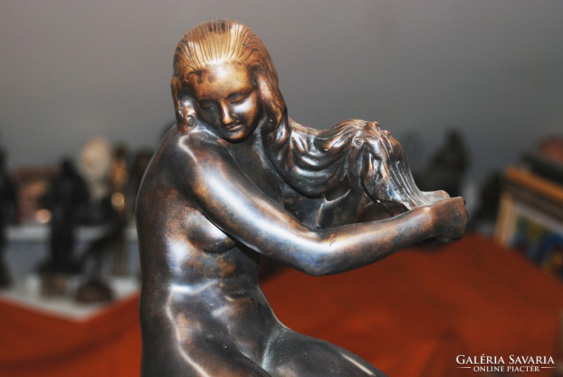 Kisfaludi Strobl Zsigmond (1884-1975): Reggel, 1924 - bronz, eredetigazolással, 10/5 példány