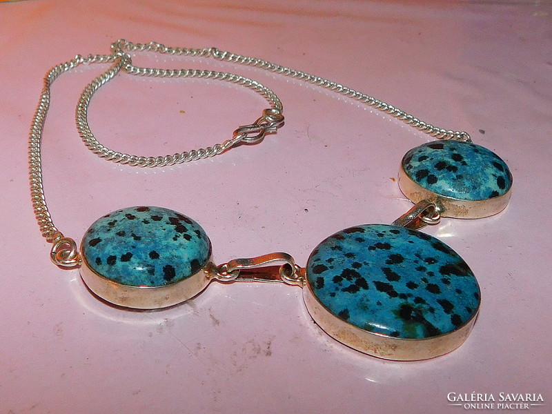 Turquoise mineral stone necklace