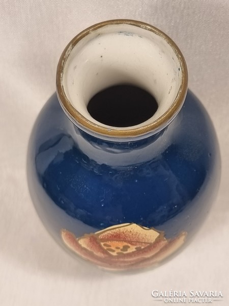 Zománcfestett - kobaltkék váza, anyagát szerintem ún. kőporcelán  jelzés nélkül, XX.szd második fele