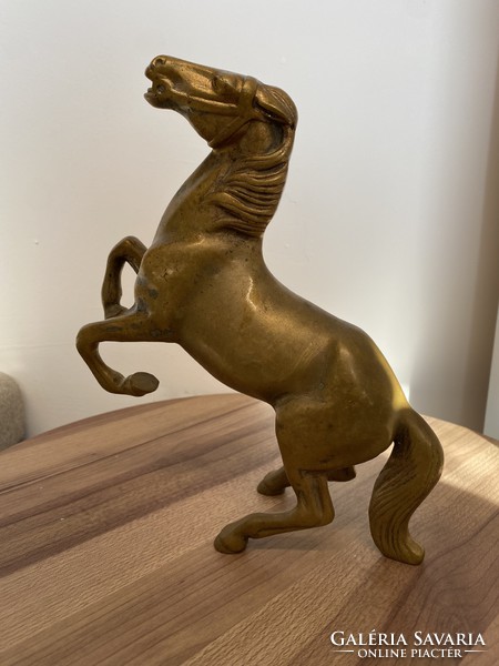 Horse sculpture in copper alloy