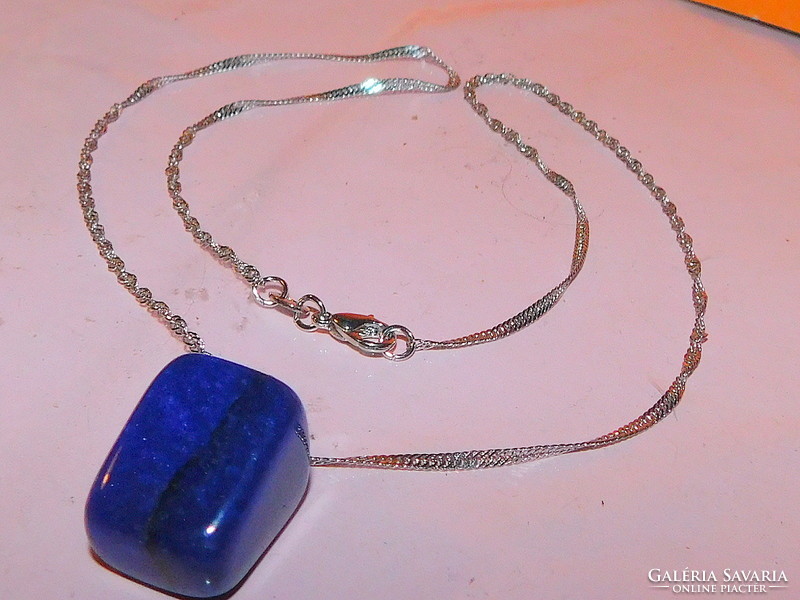 Lapis lazuli mineral stone necklace