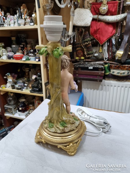 Belga porcelán asztali lámpa
