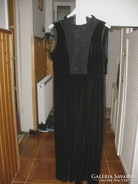 Fekete bársony-csipke, gyönyörű overál, nadrágruha