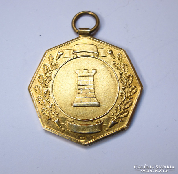 K.V.S.K. 1930 Őszi verseny.III, aranyozott ezüst díjérem.