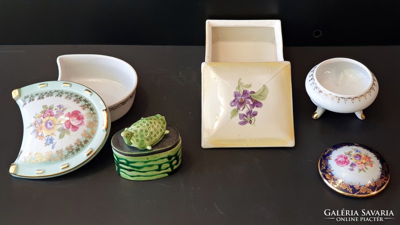 4 pcs. Porcelain and ceramic bonbonier, box, for sale together.