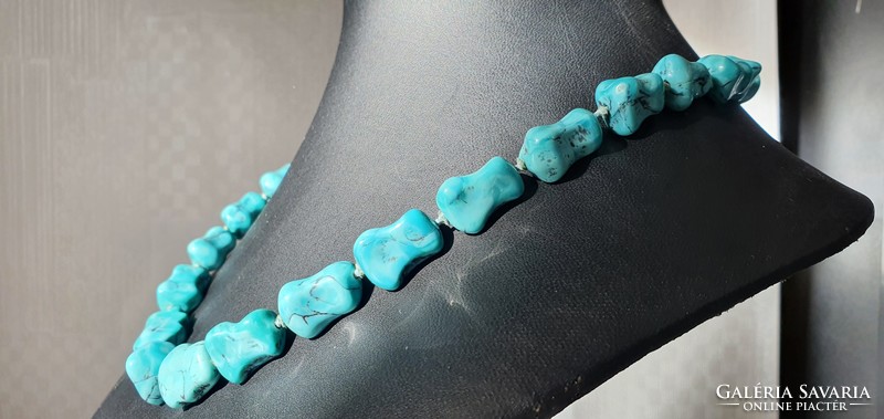 Antique turquoise imitation porcelain necklace 47 cm