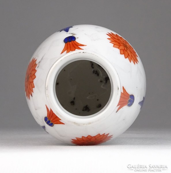 0U425 Régi virágos Zsolnay porcelán váza 9 cm