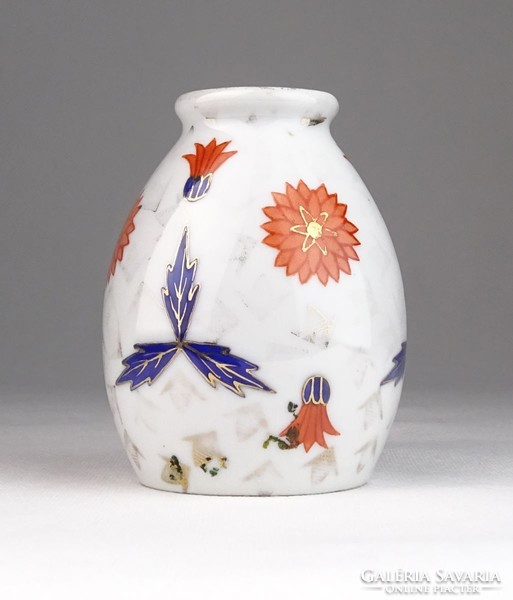 0U425 old floral zsolnay porcelain vase 9 cm