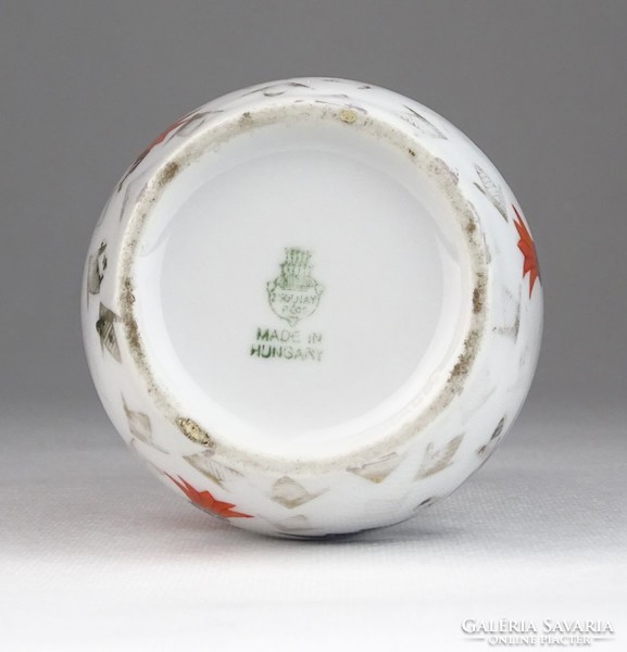 0U425 old floral zsolnay porcelain vase 9 cm
