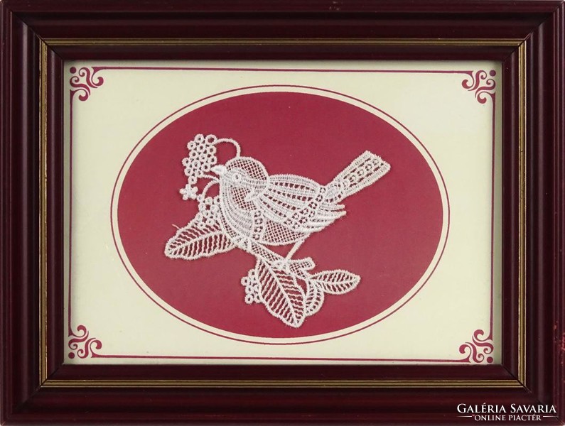 1H738 framed Brussels lace little bird 14 x 18.5 Cm