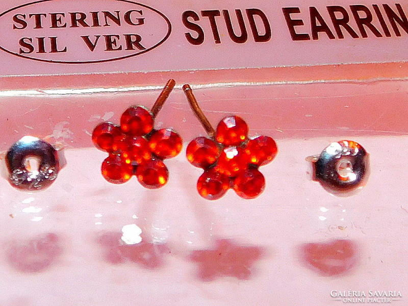 Ruby red luster crystal flower earrings