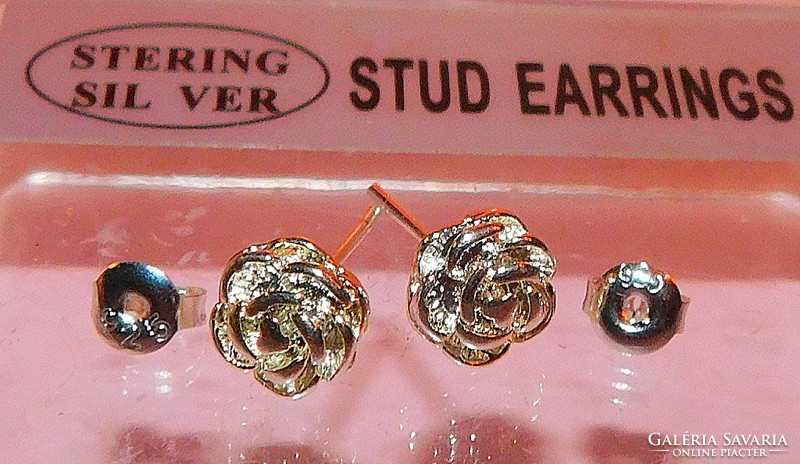 Beautiful ! 3D rose flower earrings