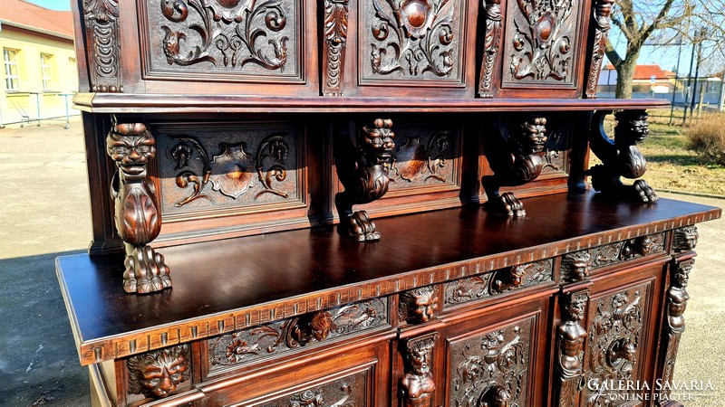 A479 antique, freshly renovated Renaissance-style richly carved dining set