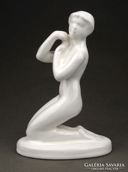 1H745 Kneeling Female Nude White Porcelain Statue 14.5 Cm