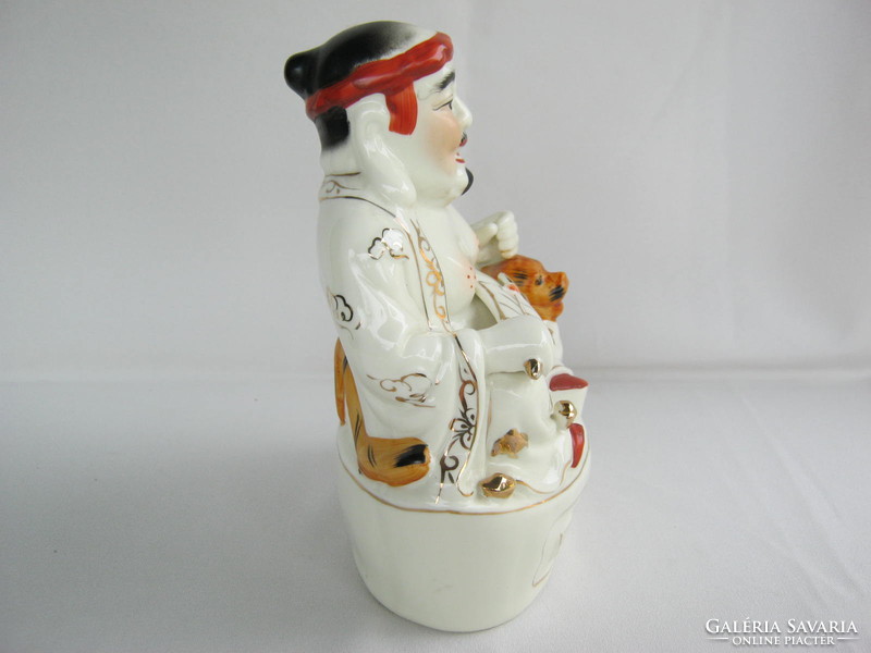 Japán porcelán szerencsehozó figura