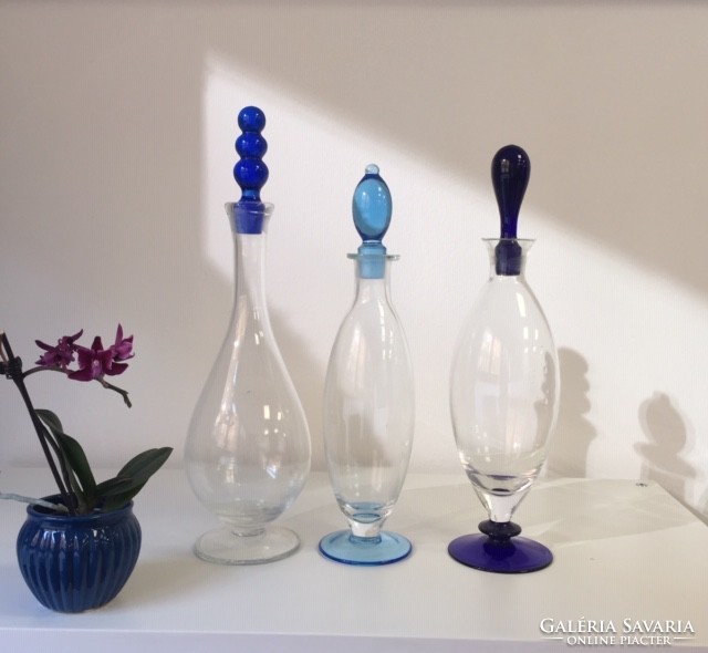 Decorative glasses with polished caps