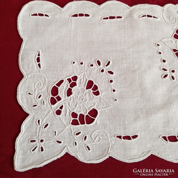 Embroidered, madeira tablecloth, 22 x 16 cm