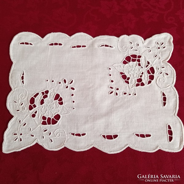 Embroidered, madeira tablecloth, 22 x 16 cm