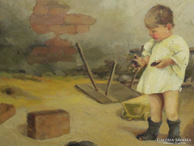 Béla Harmann - a toddler playing