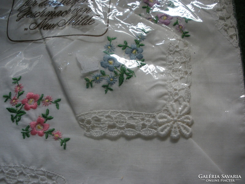 Handkerchiefs, lacy, embroidered unopened old