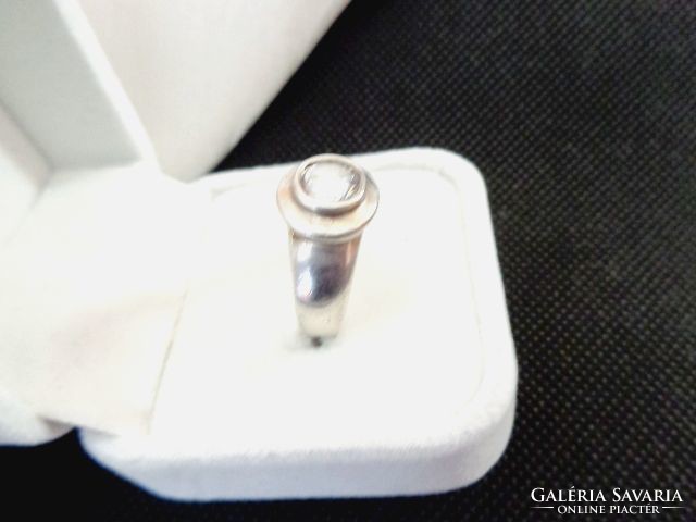 Old buton silver ring with cz stone 7.25