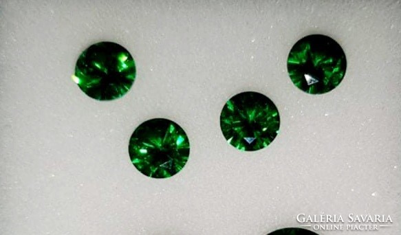 Columbia emerald gemstone aaa + 5mm heat treated!