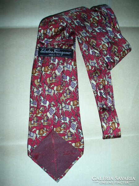 Vintage salvatore ferragamo silk tie