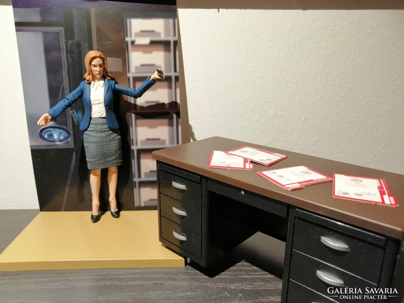 Action figure movie character x files