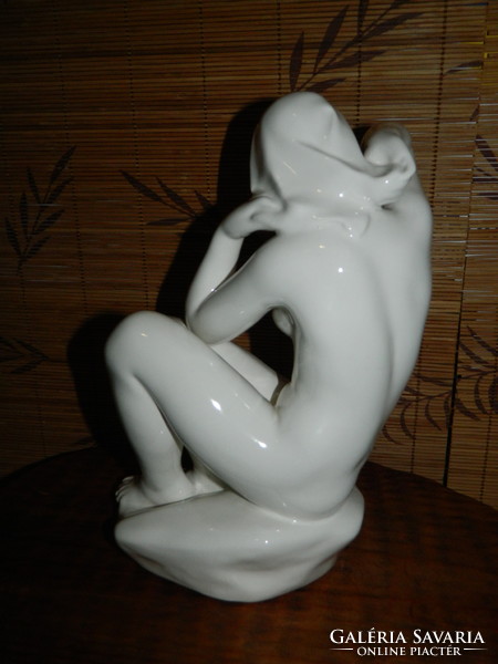 Large Czechoslovak nude