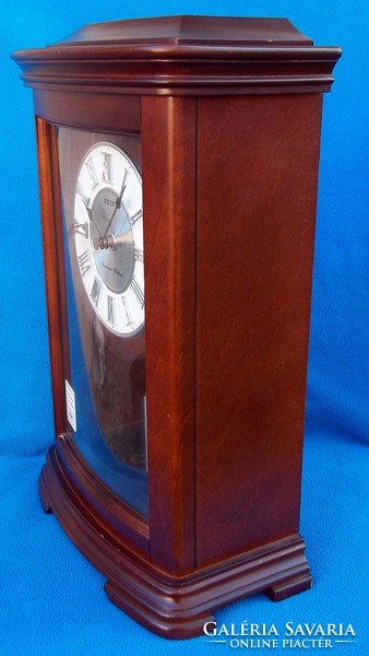 Quarter-sided seiko table-fireplace clock