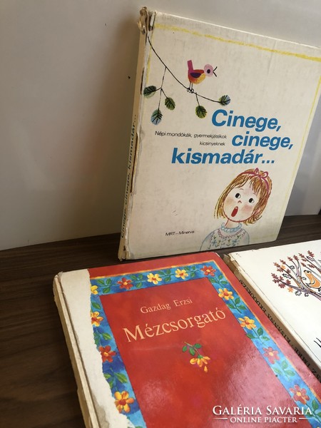 Mézcsorgató Cinege cinege kismadár Kisanna Erdőországban könyv mesekönyv Gazdag Erzsi