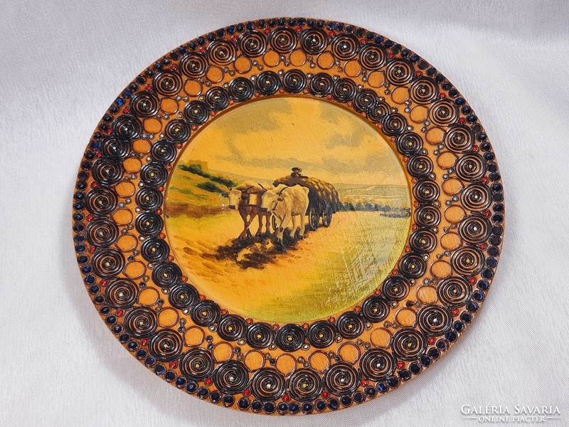 Painted-carved wooden bowl / decorative plate, without marking, in my opinion the work of the Carpathian Basin, xx.Szd