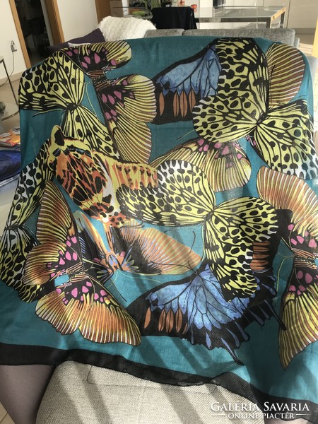 Huge scarf with colorful exotic butterflies, 180 x 100 cm
