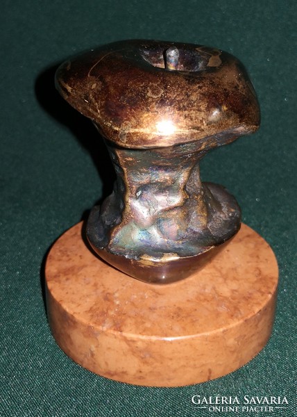 Dt/015 - apple cone - bronze sculpture