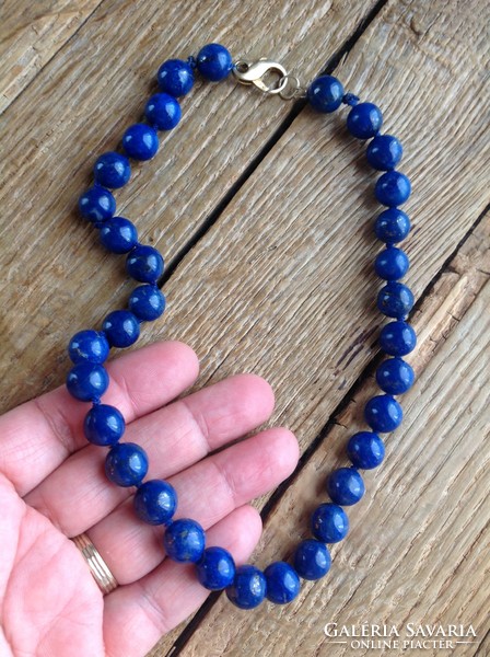 Large lapis lazuli bead string in gold-plated silver clasp