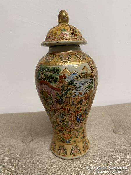 Chinese urn vase hand painted a6