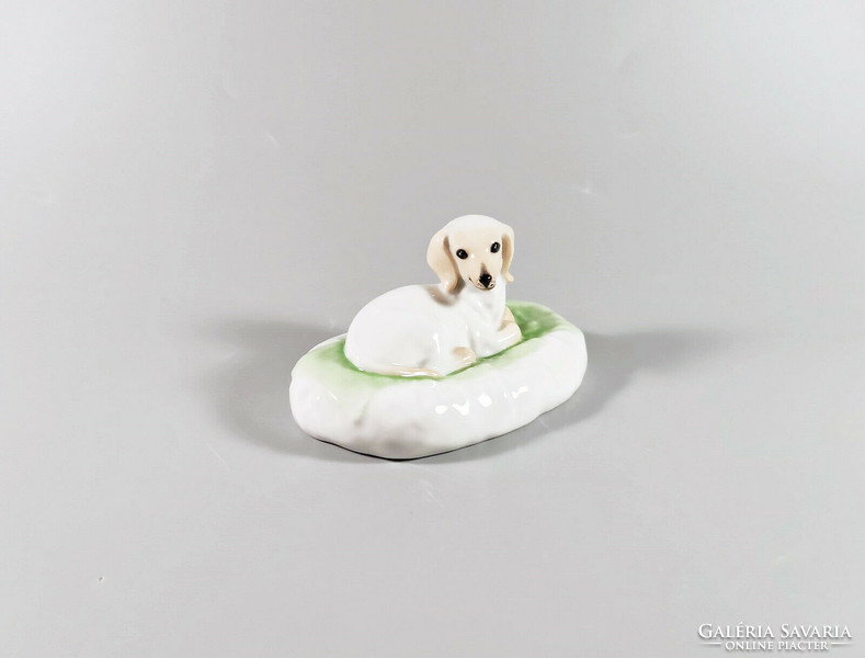 Herend, lying dachshund dog hand-painted porcelain figurine, flawless! (I021)