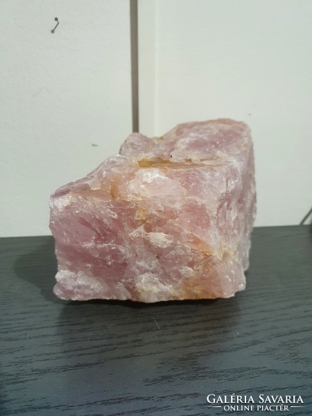 Rózsakvarc csiszolatlan ásványtömb 7,1 kg