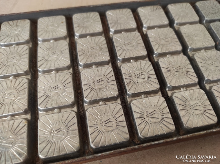 Antik csokoládé csoki bonbon fém öntőforma cukrász édesség készítő eszköz 5040