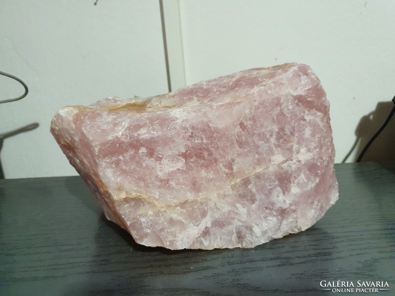 Rose quartz unpolished mineral block 7.1 kg