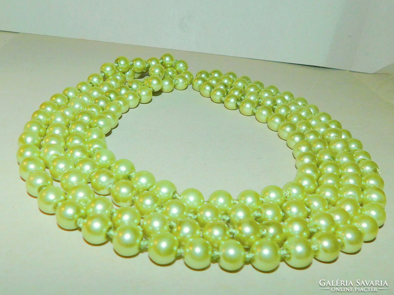 Pasztell Zöld Shell Pearl Extra Hosszú Gyöngysor Nyaklánc - 150 cm-es!