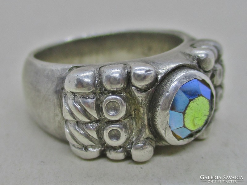 Beautiful antique handcrafted silver ring with playful stones