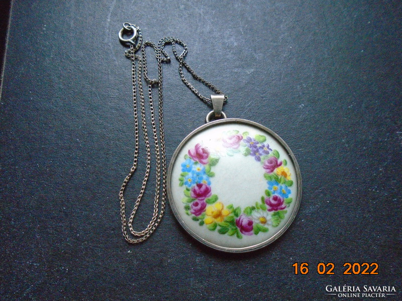 800 Antique silver in a marked socket with a hand-painted rose large pendant chain